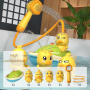 Игрушка для ванной Утка брызгалка с душем фонтаном для купания детей