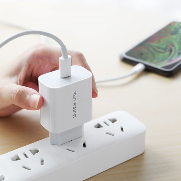 Зарядное устройство BOROFONE BA38A Speedy Type-C, 3A, белый, с кабелем BX36 Lightning PD
