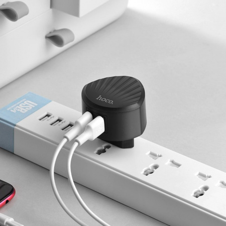 Сетевое зарядное устройство Hoco C67A, 2 USB, 2.4А, черный